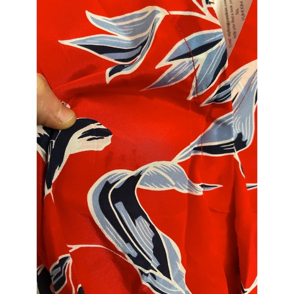 Yumi Kim love struck top small - Picture 6 of 7